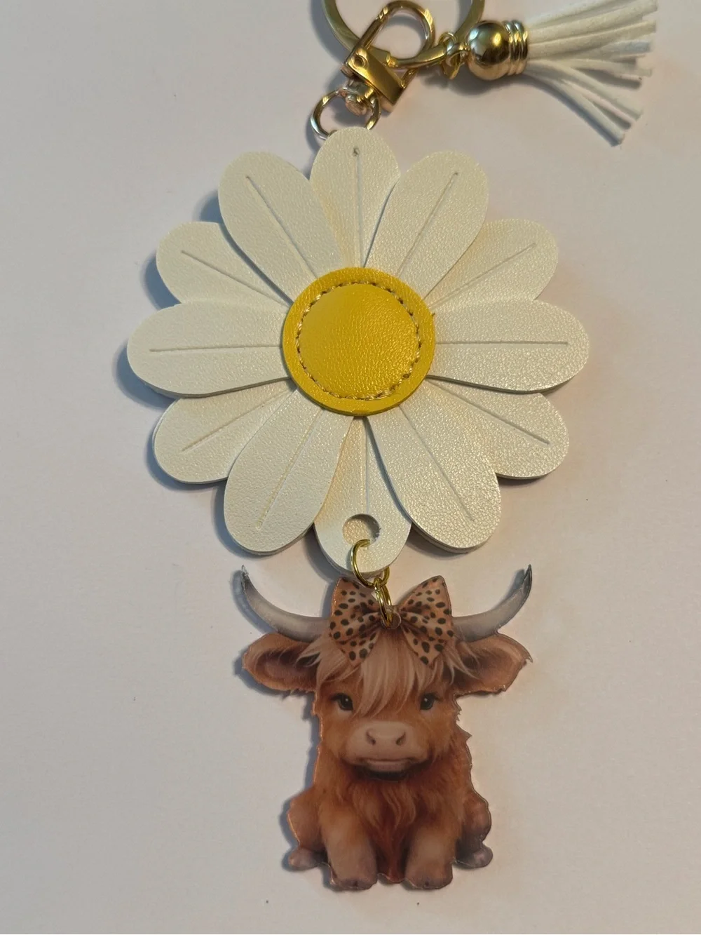 Handmade daisy keychain